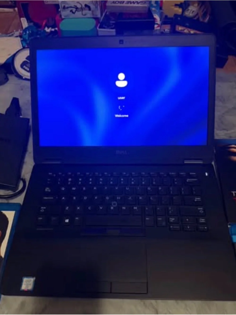 Dell latitude E7470 14” 8GB Ram 256Gb 1s-6300 ssd Can win 10 pro laptop &3 movie